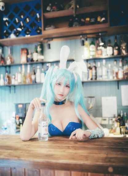 神秘世界历险记