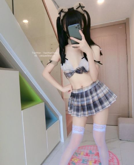 25岁高中生